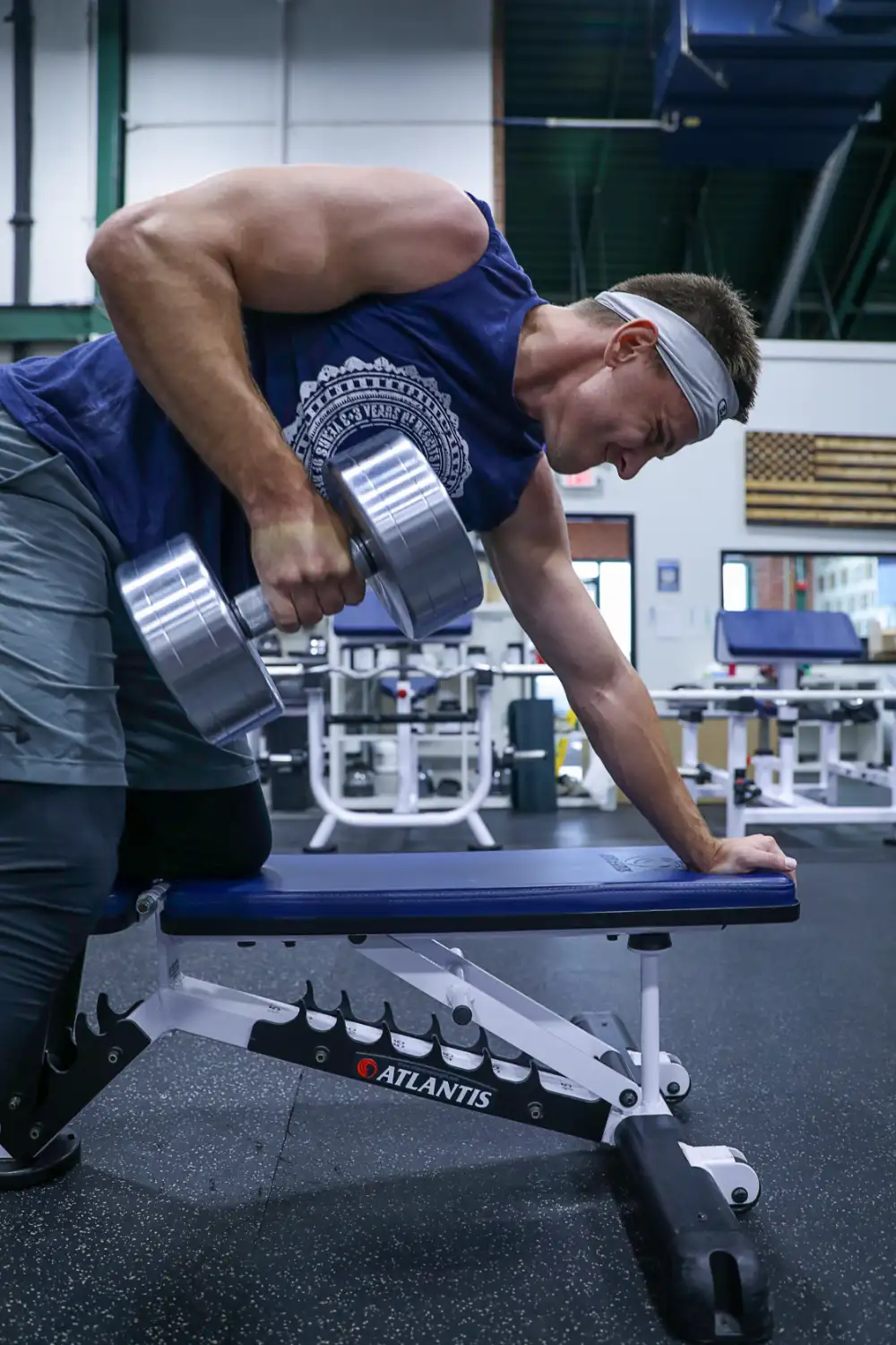 Single-Arm Dumbbell Row